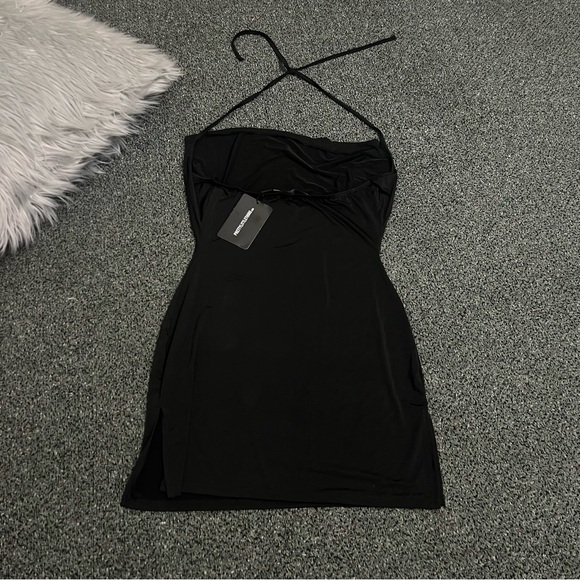 PRETTYLITTLETHING Black Slinky Halter-neck Cowl Neck Bodycon Mini Dress size 8 - Picture 15 of 16